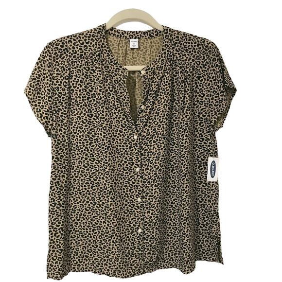 Old Navy Animal Print Blouse Button Down Short-Sleeve Top Size XS - NEW - Picture 1 of 6
